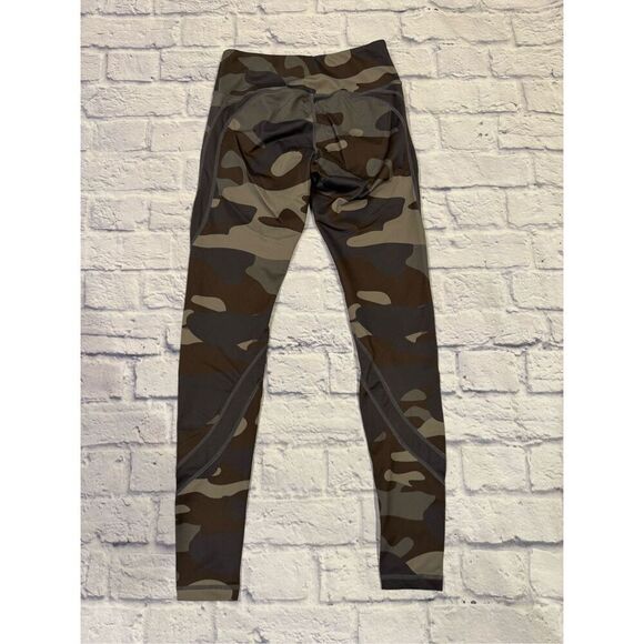Violate the Dress Code ‘Vintage Camo’ High Waist Leggings in Gray/Green Small - Picture 5 of 5